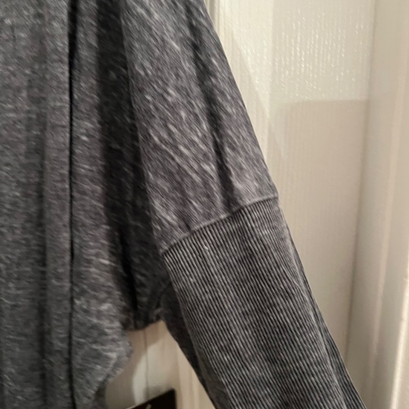 Marc New York Performance 1X NEW Long Sleeve Tunic Tee Black Gray - Picture 10 of 16